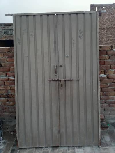 Iron Gate 4×6.5 Feet – Used