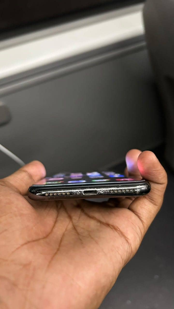 Apple iPhone X 1