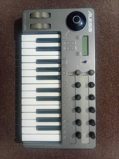 Alesis Photon X25 – USB MIDI Controller & Audio Interface for Sale