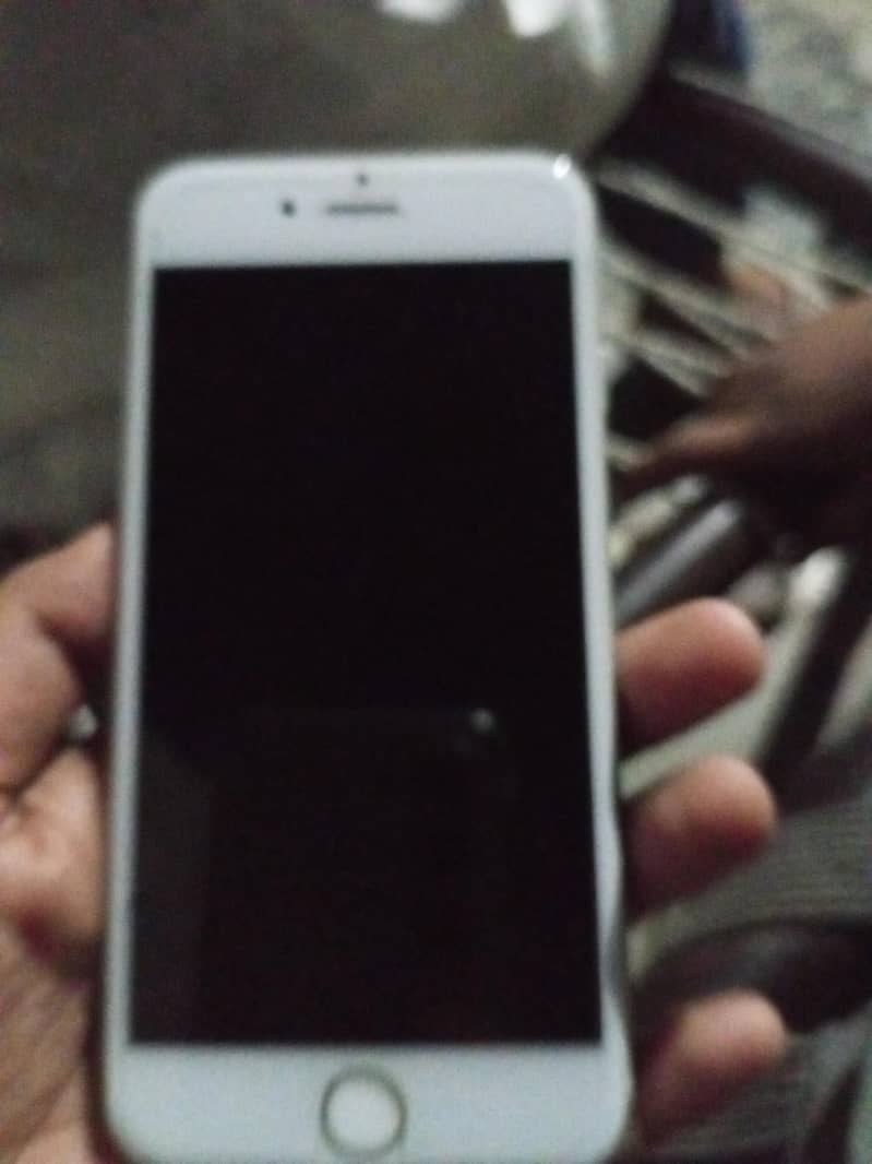 Apple iPhone 6S 0