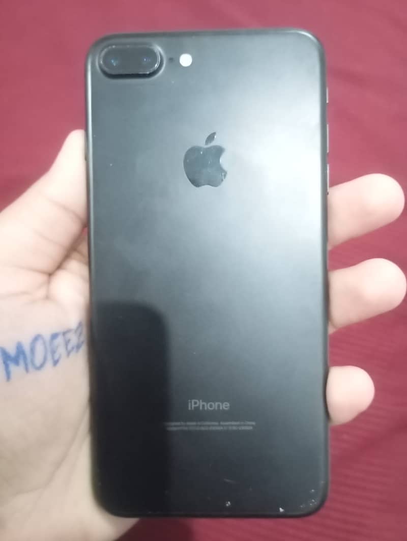 Apple iPhone 7 Plus 2