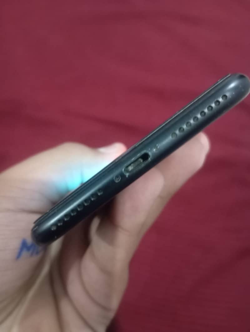 Apple iPhone 7 Plus 4