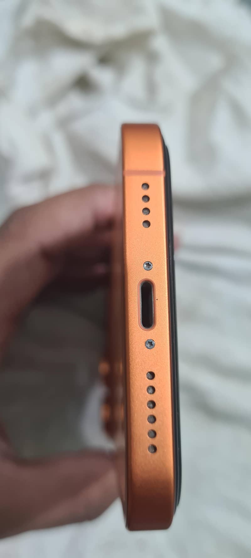 Apple iPhone 11 3