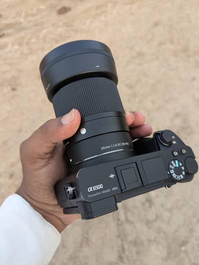 Sonay a6500 with sigma 30mm f1.4 sony e mount