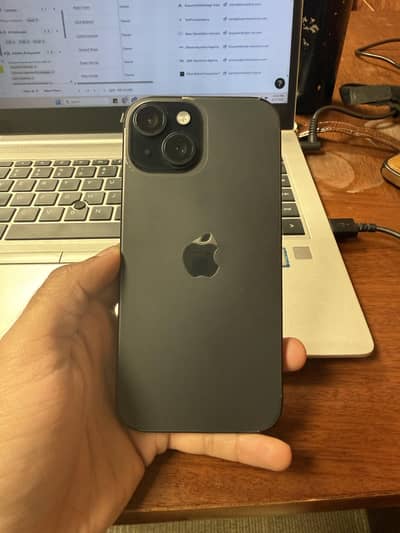 Apple iPhone 15