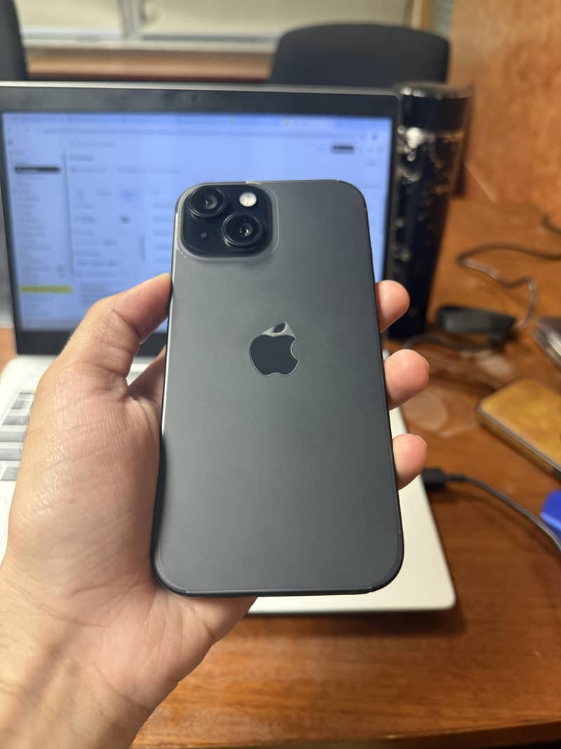 Apple iPhone 15 3
