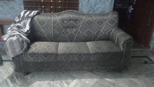 Large Sofa Set For Sale Urgent
