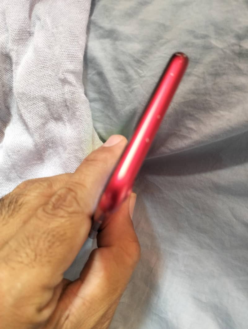 Apple iPhone 8 4
