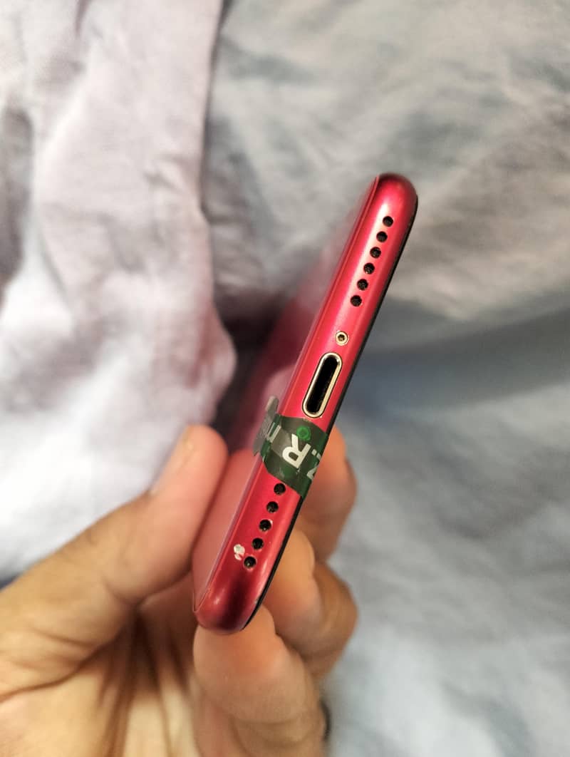 Apple iPhone 8 5