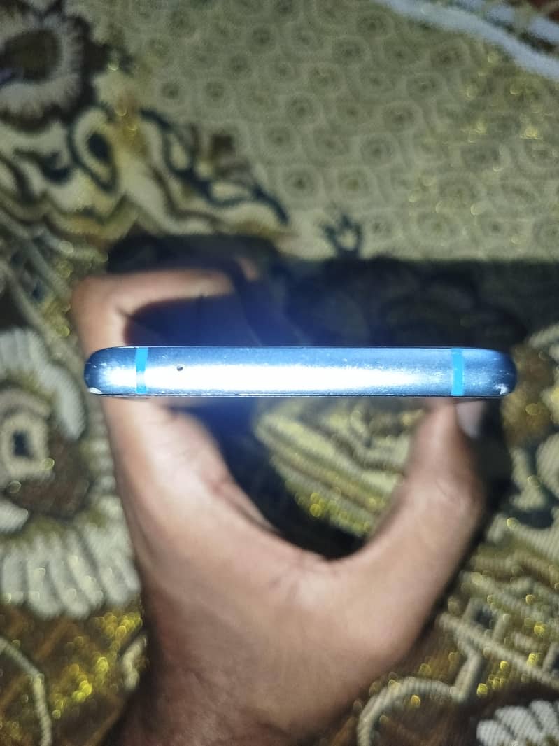 One Plus 8 5G 4