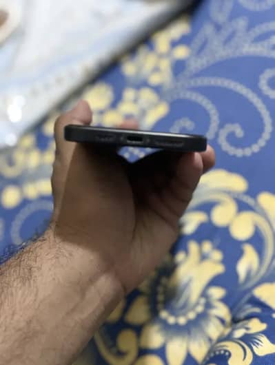 Apple iPhone 16 Pro Max jv