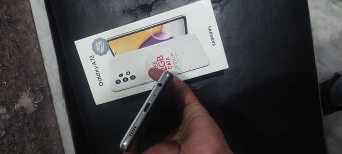 Samsung Mobile A72