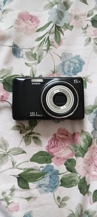 Antique CASIO Camera For Sale