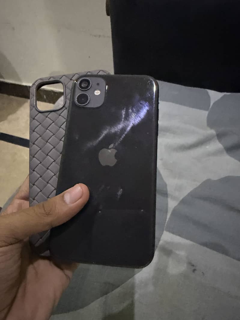 Apple iPhone 11 0