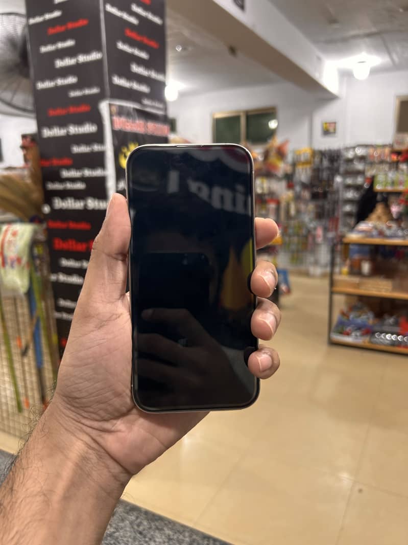 Iphone 15 pro - 512 gb - jv physical + E sim 4