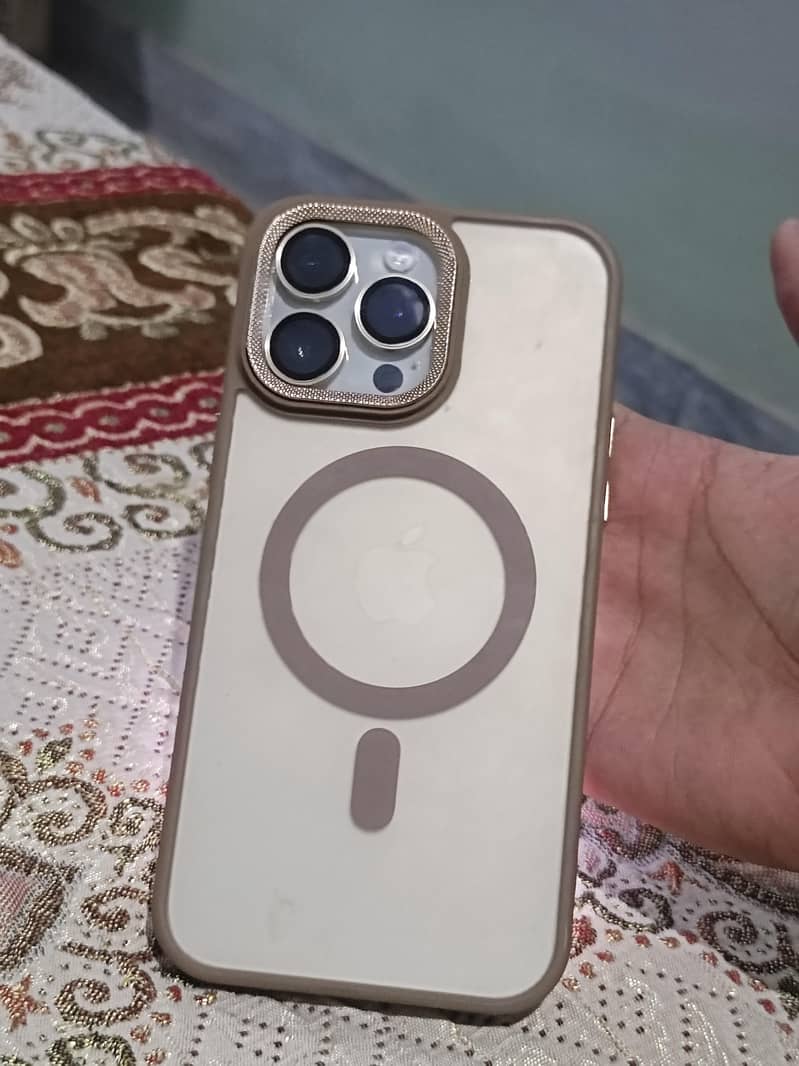 Apple iPhone 14 Pro Max 3