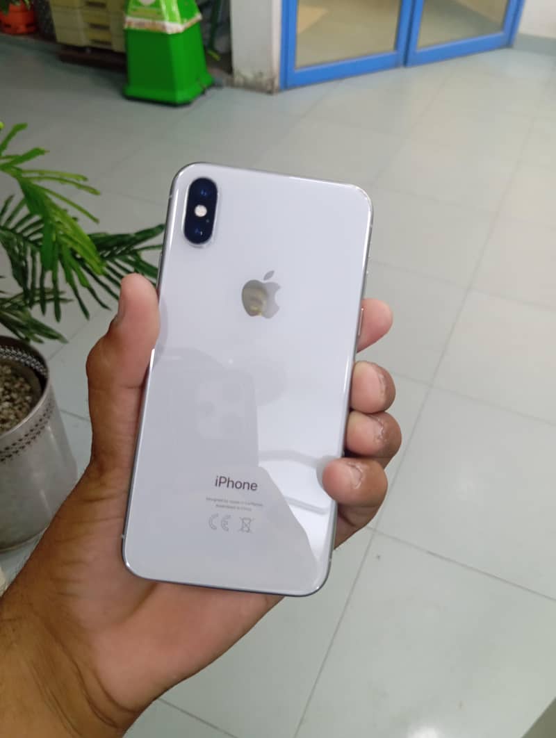 Apple iPhone X 1