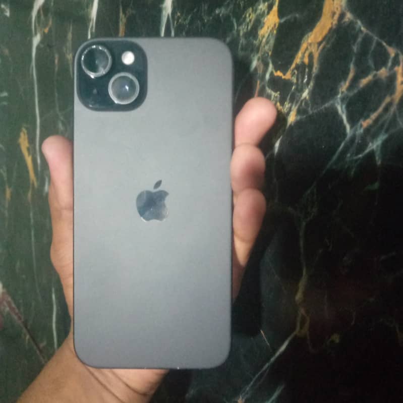 Apple iPhone 15 plus 1