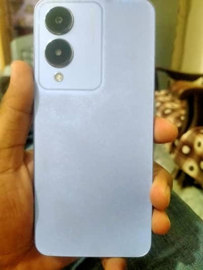 Vivo Y17s