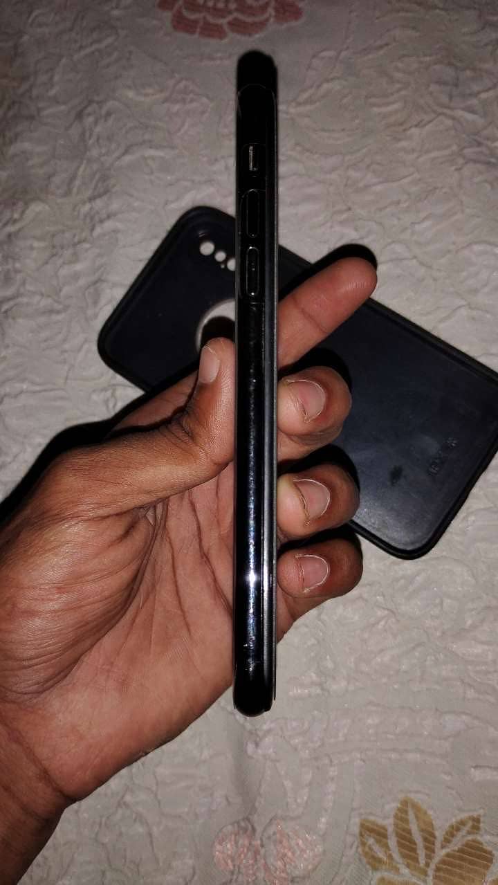 Apple iPhone X 1