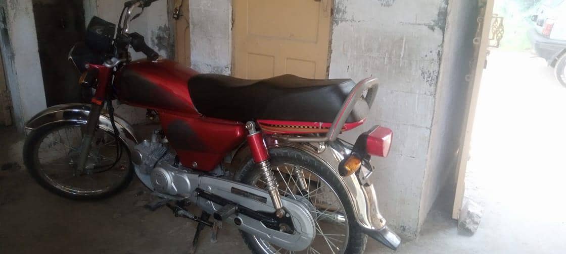 cd 70 unique 4