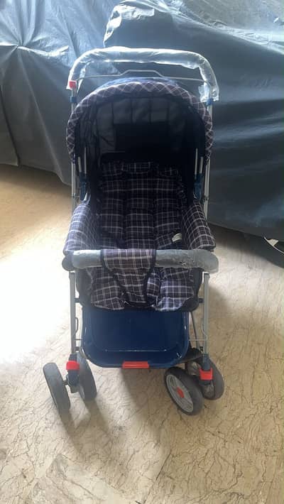 Baby Stroller / Pram For Sale - 9.5/10 Condition - Like New