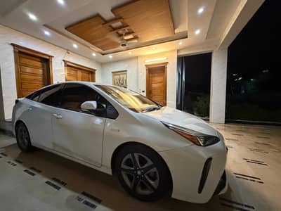 Toyota Prius 2019