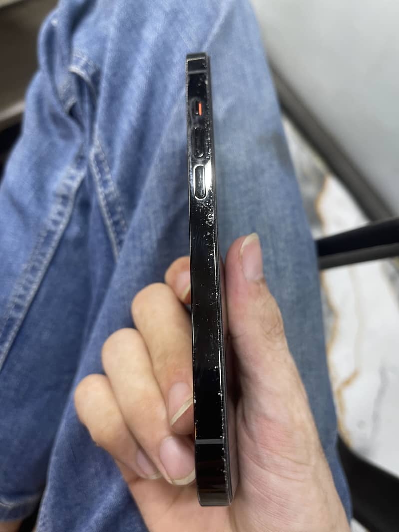 Apple iPhone 14 Pro 3