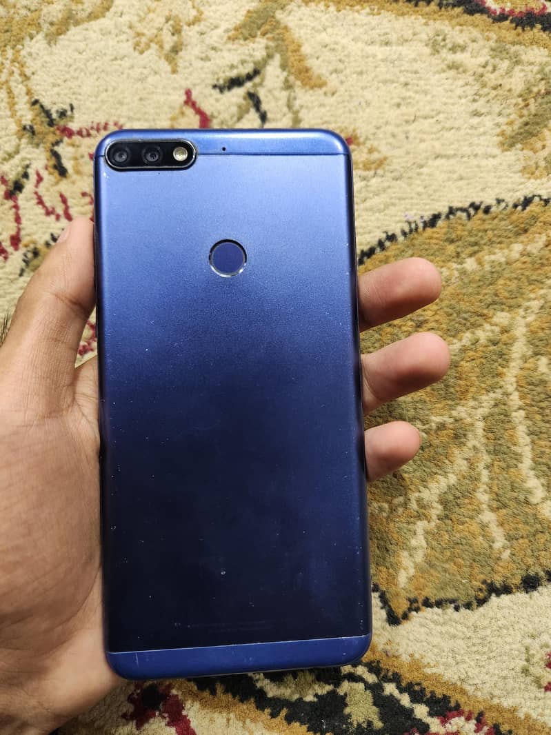 Honor 7C 5