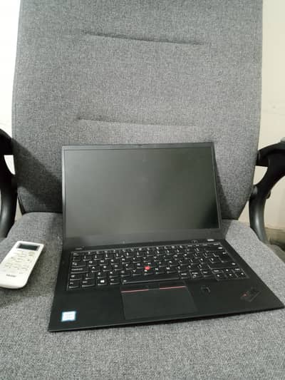 lenovo carbon x1 8tg gen 16GB ram 256 ssd