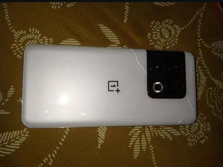 One Plus 10 Pro 0