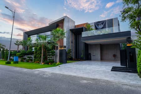 2-Kanal Ultra-Luxury Designer House with Private Pool & Cinema For Sale