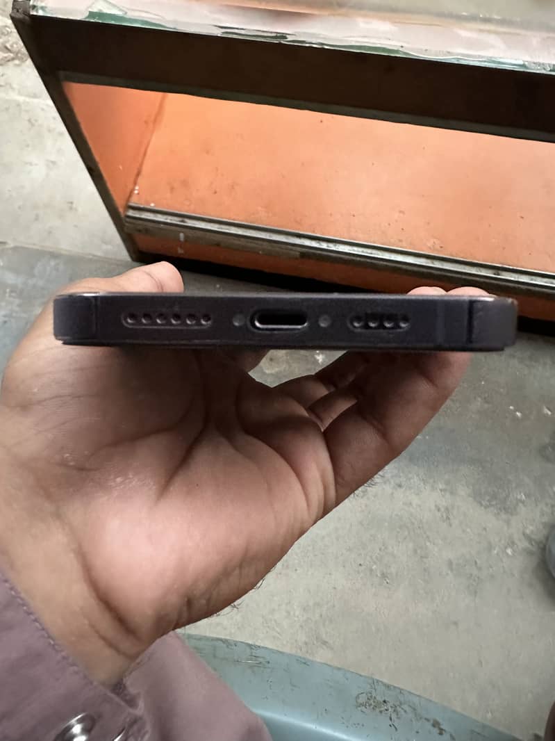 Apple iPhone 14 Pro Max 3