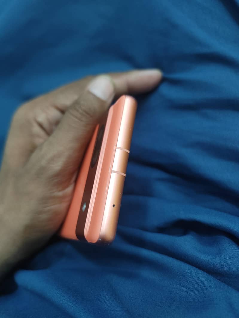 Google Pixel 7a 5