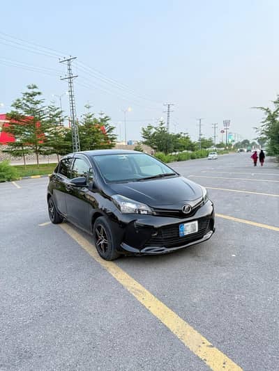 Toyota Vitz 2014