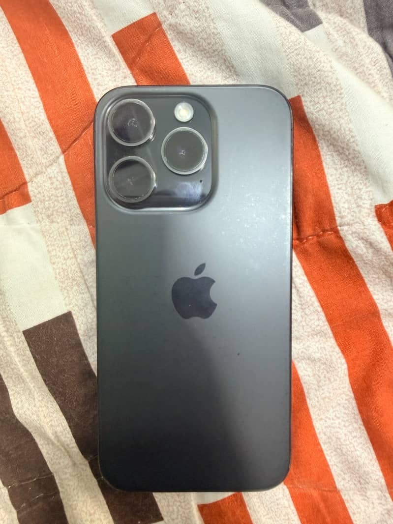 Apple iPhone 15 Pro 0