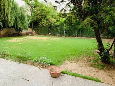 F--6/3 4 KANAL FOR SALE NEXT TO MARGALLA ROAD