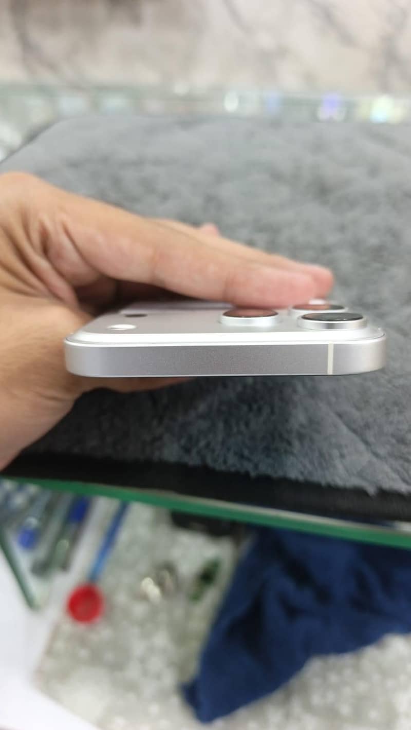 Apple iPhone 17 Pro Max 1