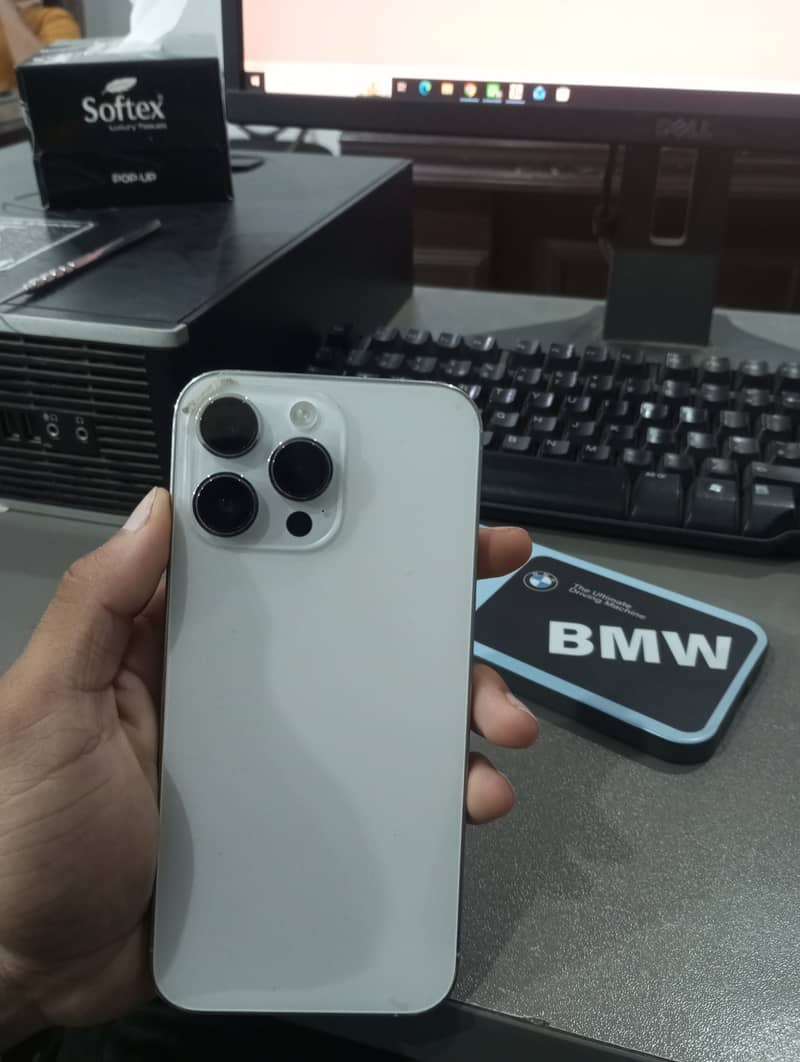 Apple iPhone 14 Pro Max 3