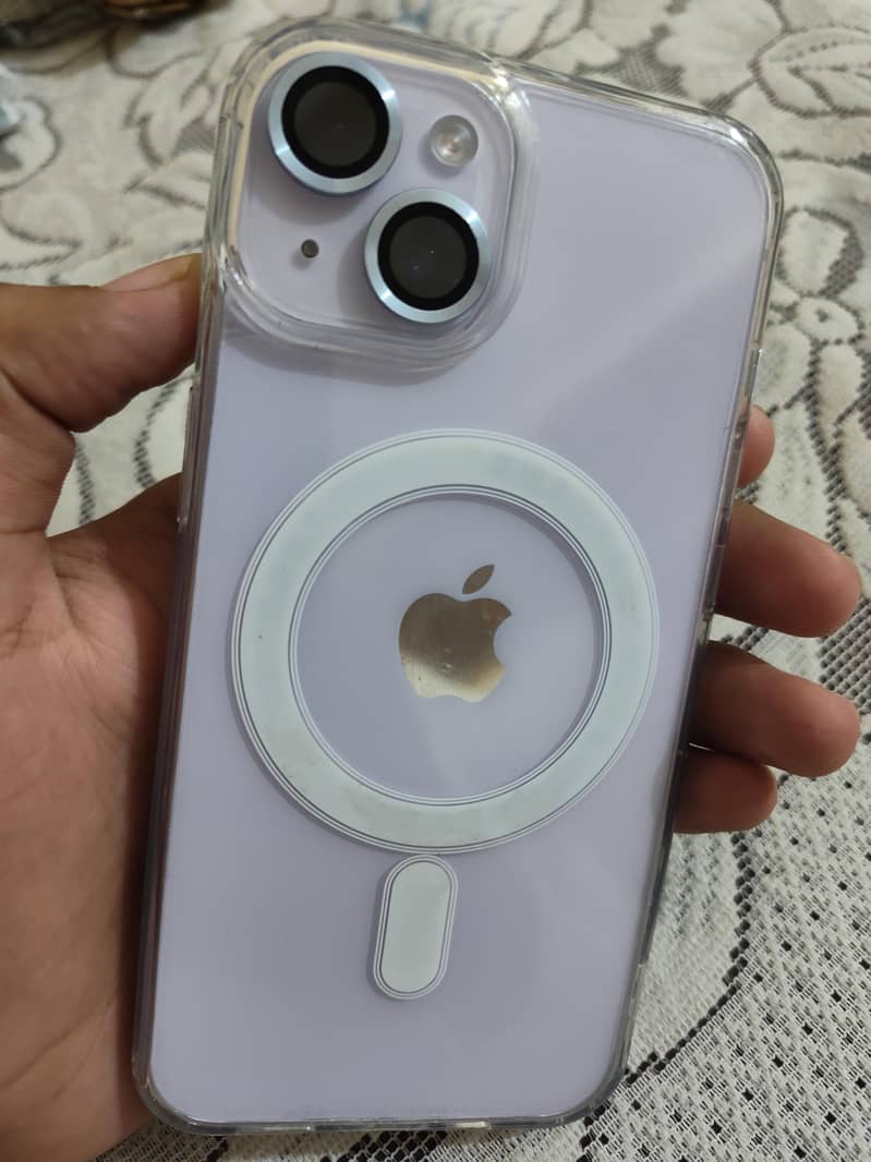 Apple iPhone 14 3