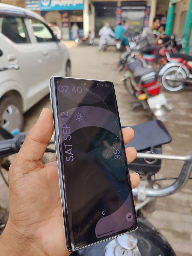 Google Pixel 6 Pro 2