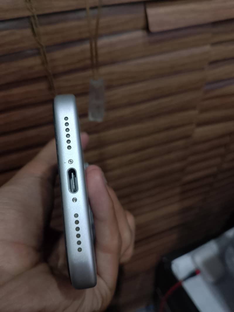 Apple iPhone 17 Pro Max 7