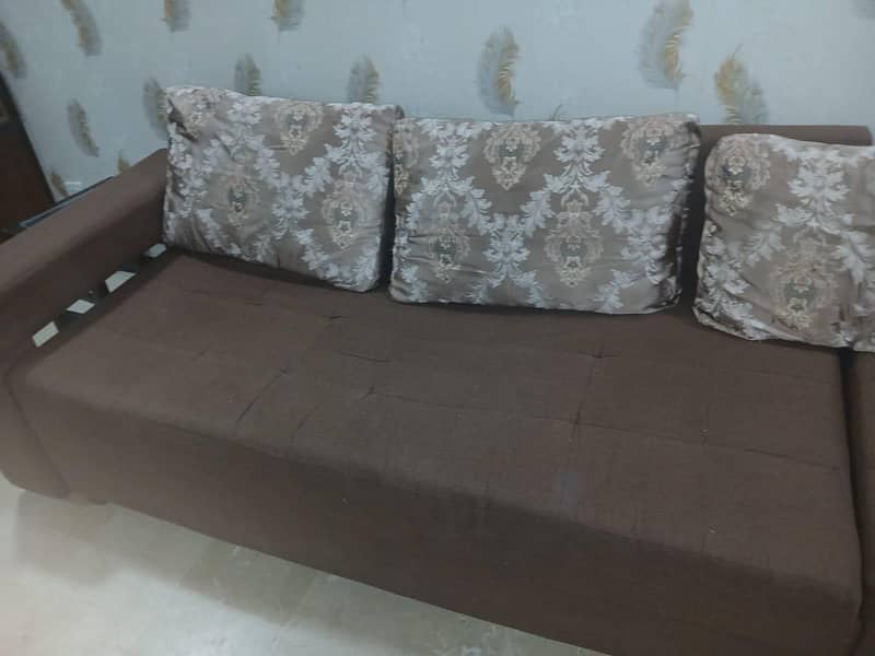 Lshaped sofa 4