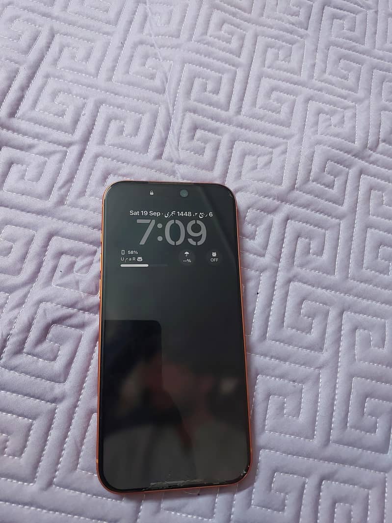 Apple iPhone 17 Pro Max 3