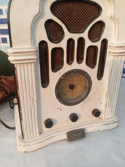 Radio  antique look