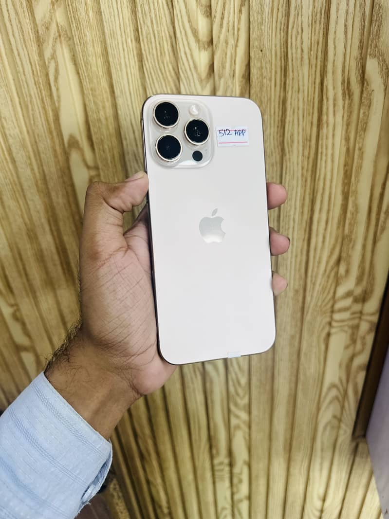 iPhone 16 Pro Max 6