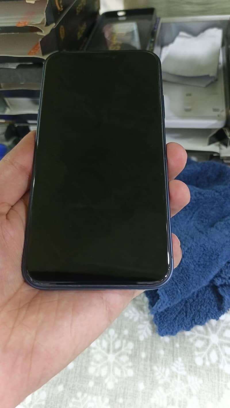 Apple iPhone 17 Pro Max 1