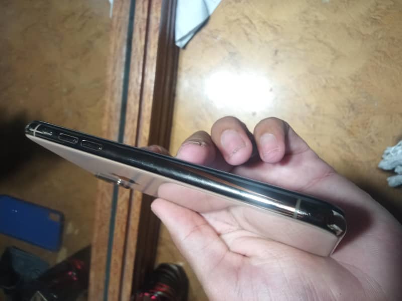 Apple iPhone XS 2