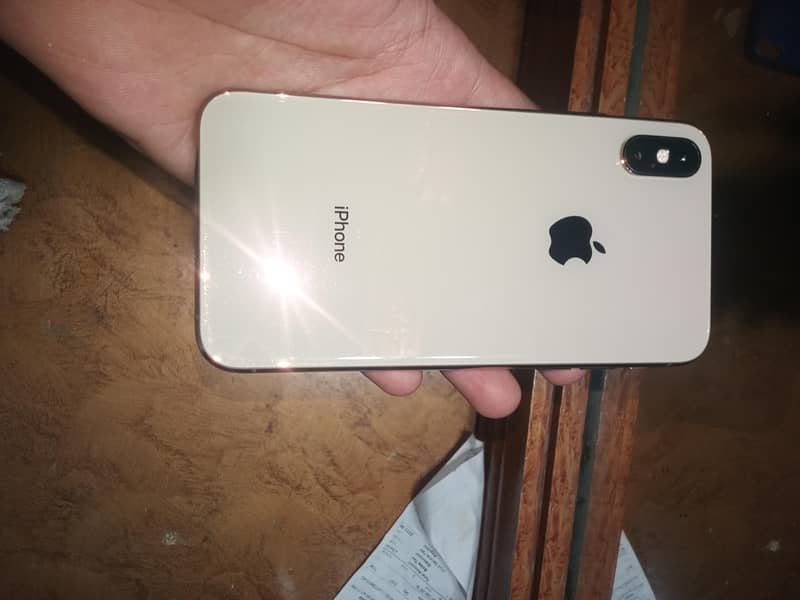 Apple iPhone XS 6