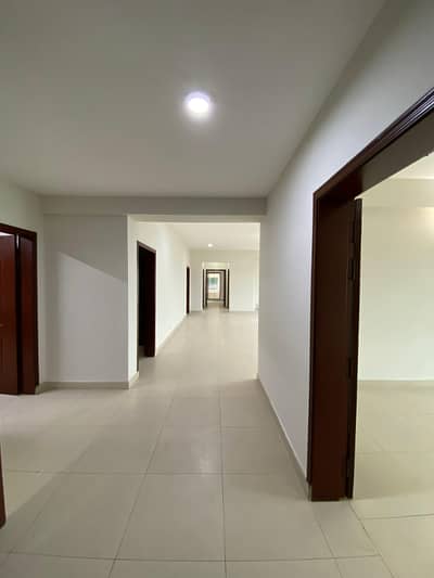 Luxury 12 Marla Next to Park Well Maintained Apartment For Sale 3rd Floor